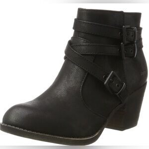 Rocket Dog Women's Black Buckle Ankle Boots Size 5.5